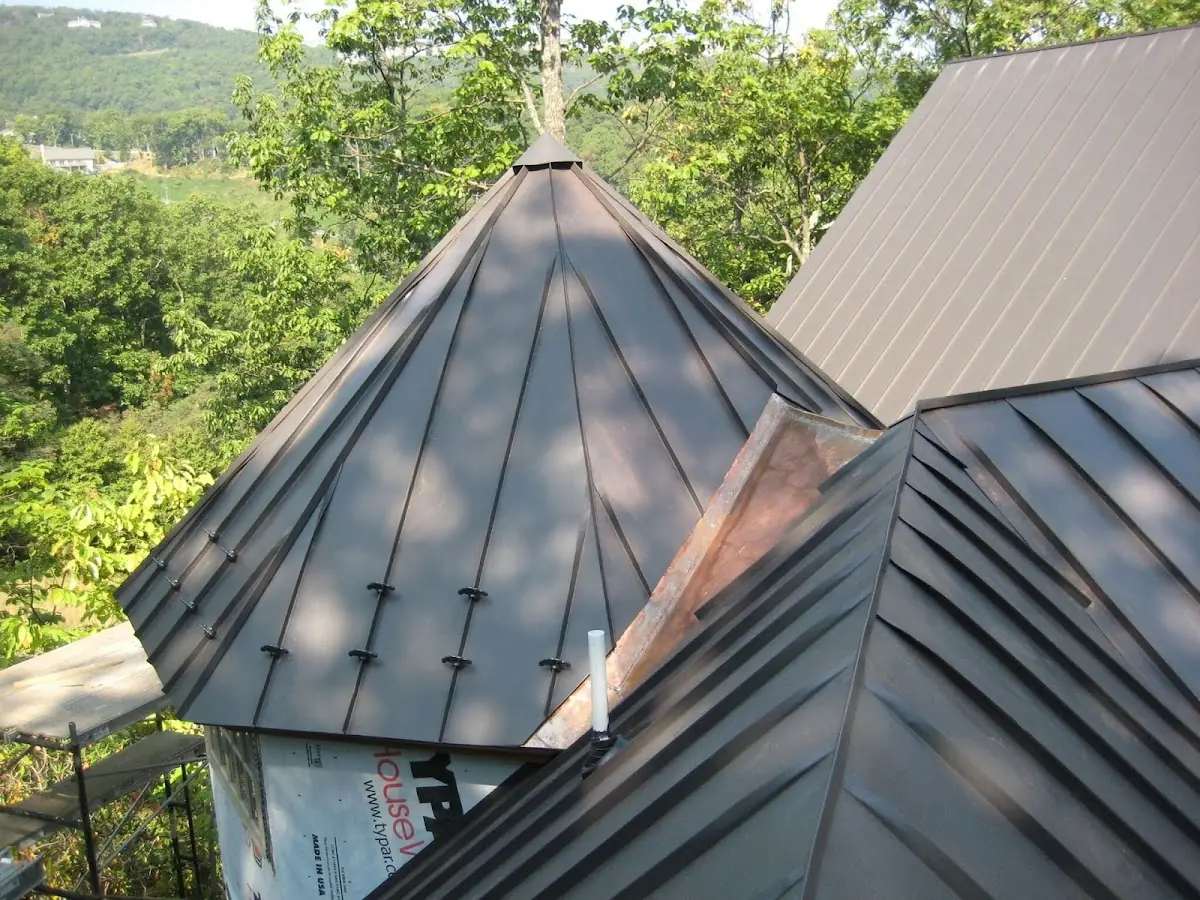 Professional Shingle Replacement & Repair by Craftsman Roofing in Mountain Glenact